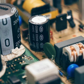 capacitors
